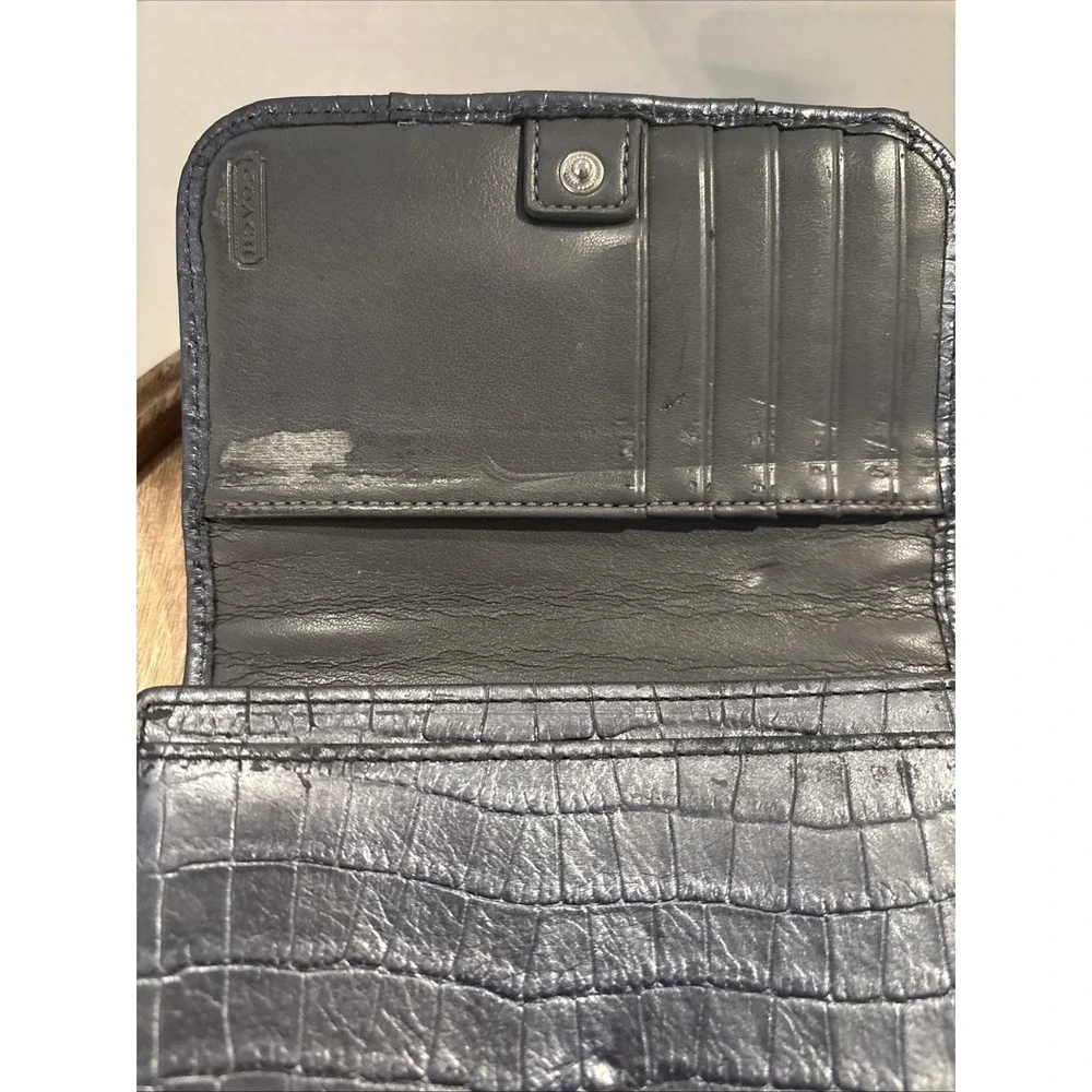 VTG Coach Ashley Gray CrocodileEmbossed Leather Medium Flap FoldWallet Pewter